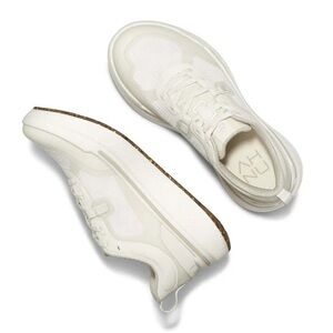 AHNU Sequence sneakers New In Box